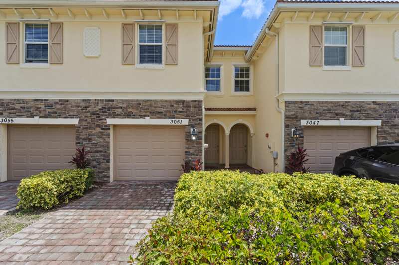 3 bedroom Townhouse at 3051 SW Otter Lane, River Marina, Stuart — photo 1