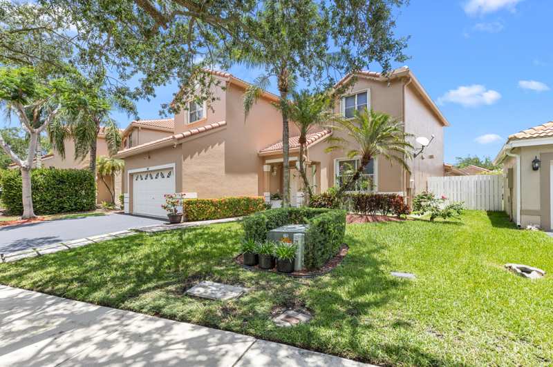 6 bedroom Single Family Residence at 907 Stanton Drive, North Lakes, Weston — photo 1