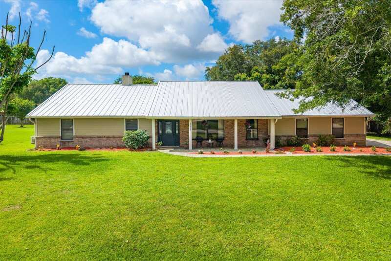 4 bedroom Single Family Residence at 3603 River Birch Drive, Lost Tree Estates, Fort Pierce — photo 1