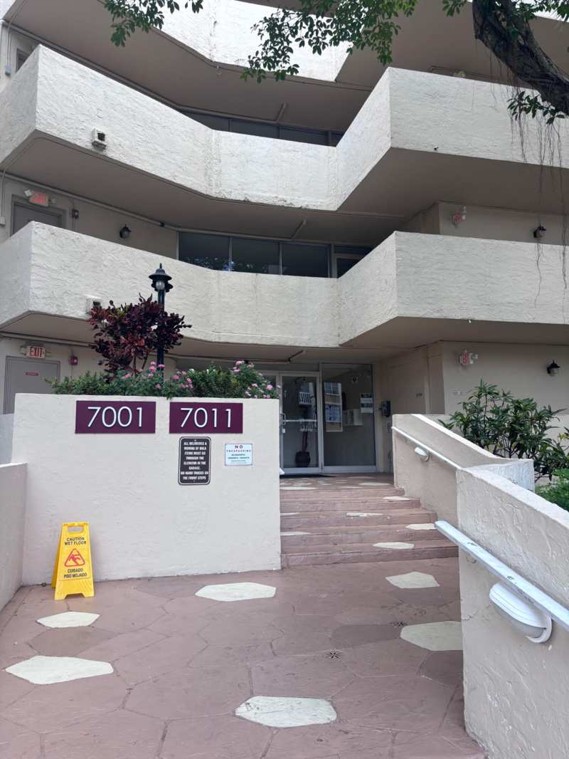 2 bedroom Condominium at 7001 Environ Boulevard #403, Environ I Condo 1 And 2, Lauderhill — photo 1