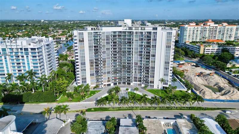 2 bedroom Condominium at 2841 N Ocean Boulevard #602, Vantage View Condo, Fort Lauderdale — photo 1