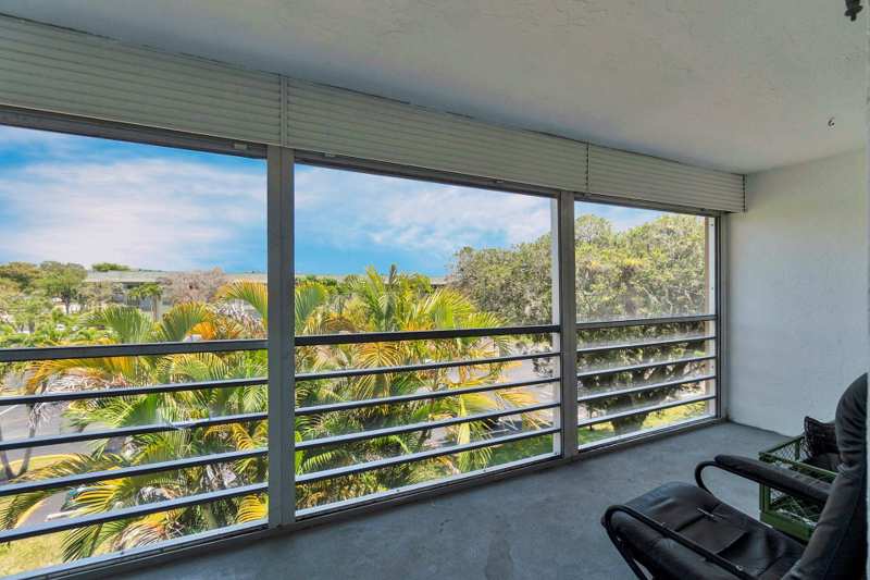 2 bedroom Condominium at 5190 E Sabal Palm Boulevard #304, Sabal Palm Village Condo, Tamarac — photo 1