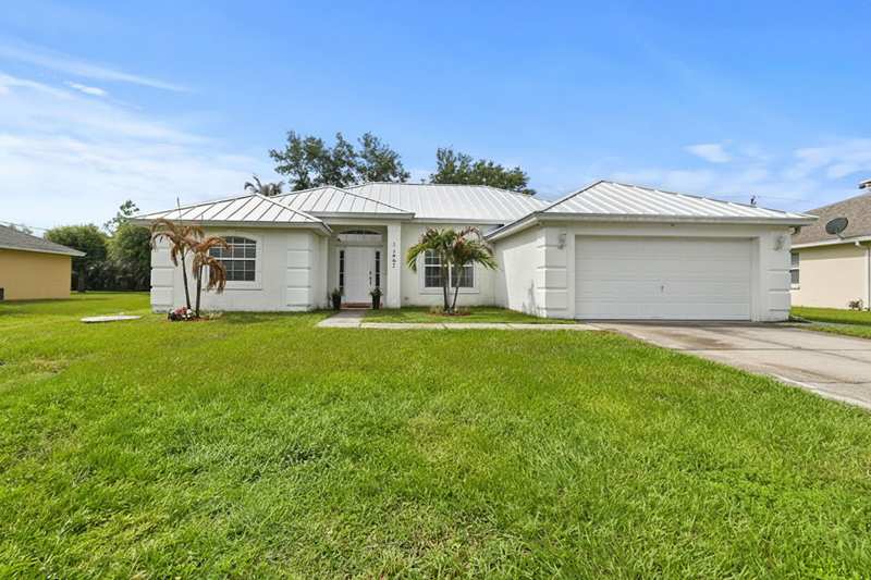 3 bedroom Single Family Residence at 1467 SW Dimperio Avenue, Port St Lucie Section 19, Port St. Lucie — photo 1