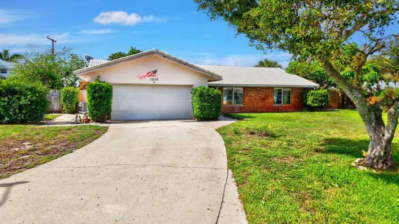 3 bedroom Single Family Residence at 1370 SW 27th Place, Golfview Harbour 2nd Sec, Boynton Beach — photo 1