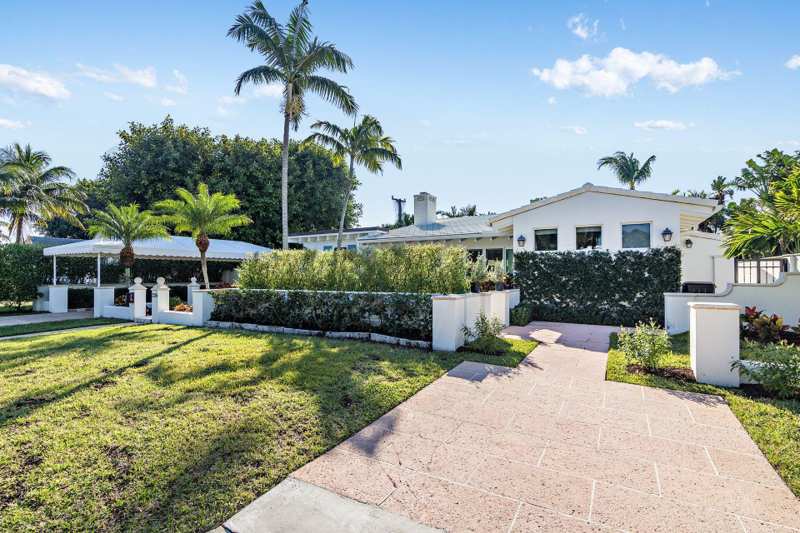 3 bedroom Single Family Residence at 224 Churchill Road, Belle Terre, West Palm Beach — photo 1