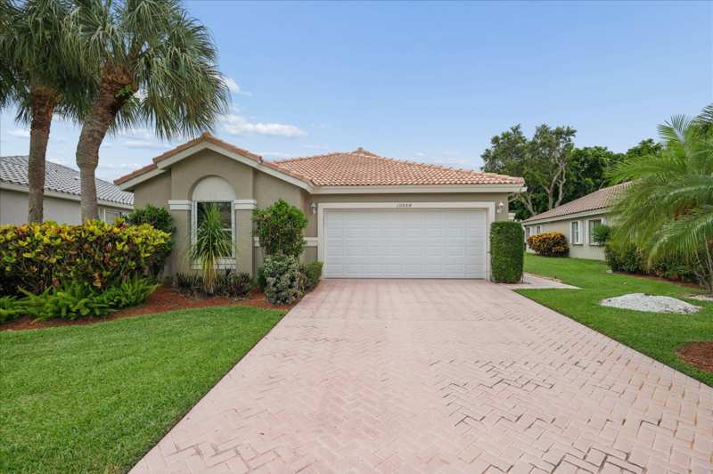3 bedroom Single Family Residence at 10884 Royal Caribbean Circle, Majestic Isles 1, Boynton Beach — photo 1