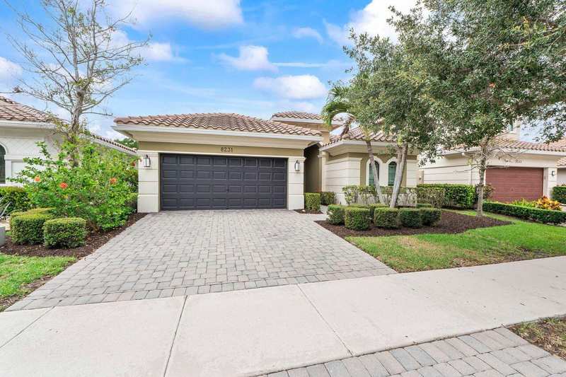 4 bedroom Single Family Residence at 8231 Canopy Terrace, Parkland Golf And Country Club, Parkland — photo 1