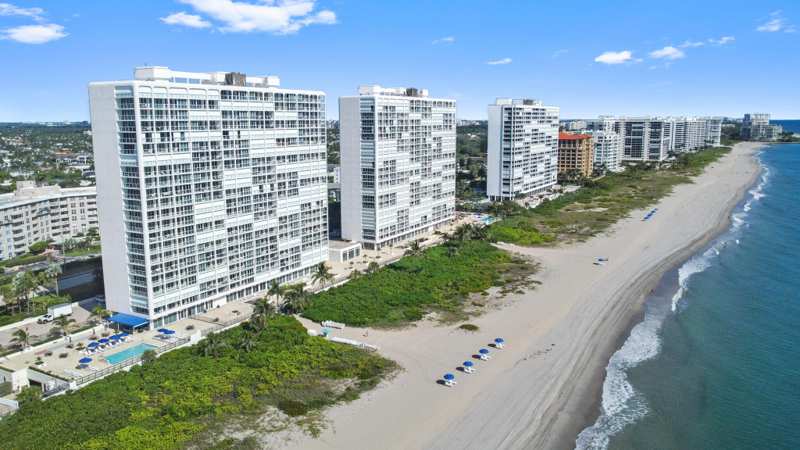 2 bedroom Condominium at 2800 S Ocean Boulevard #Apt 5-j, Ocean Towers Condo, Boca Raton — photo 1
