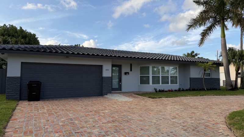 3 bedroom Single Family Residence at 2521 NE 45th Street, Venetian Isles 3rd Sec, Lighthouse Point — photo 1