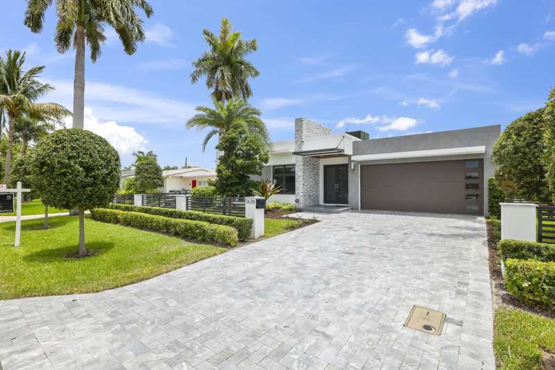 4 bedroom Single Family Residence at 2620 SE 6th Street, Cypress Point, Pompano Beach — photo 1