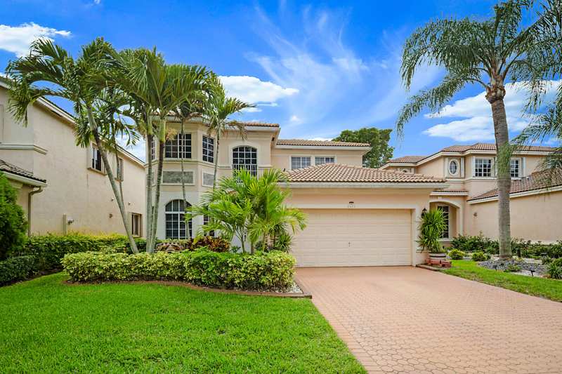 4 bedroom Single Family Residence at 6401 SW 195th Avenue, Big Sky North Residential, Fort Lauderdale — photo 1