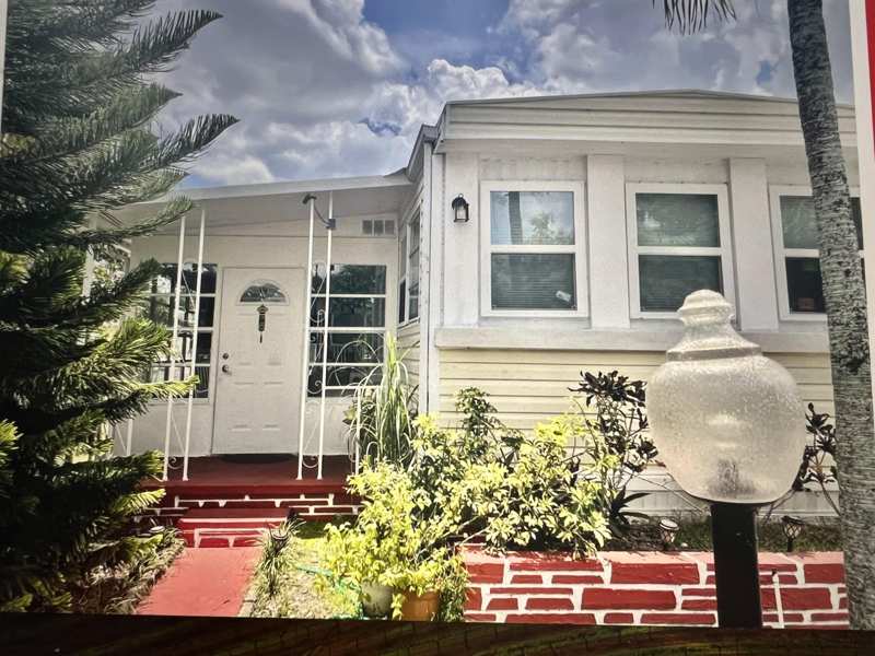 2 bedroom Mobile Home at 4540 NW 68th Street, Deerfield Lake, Coconut Creek — photo 1