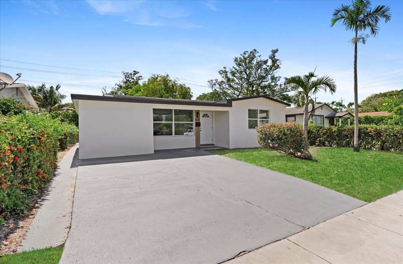3 bedroom Single Family Residence at 824 S F Street, Lake Worth Town Of, Lake Worth — photo 1