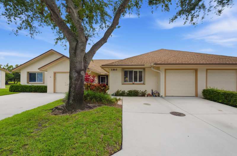 3 bedroom Villa at 180 Par Drive, Lantern Walk 2, Royal Palm Beach — photo 1