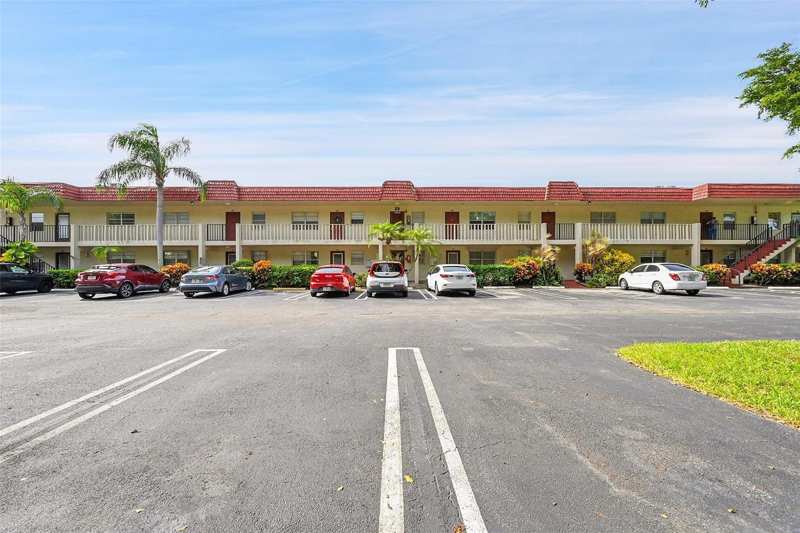 2 bedroom Condominium at 23 Abbey Lane #202, Abbey Village, Delray Beach — photo 1