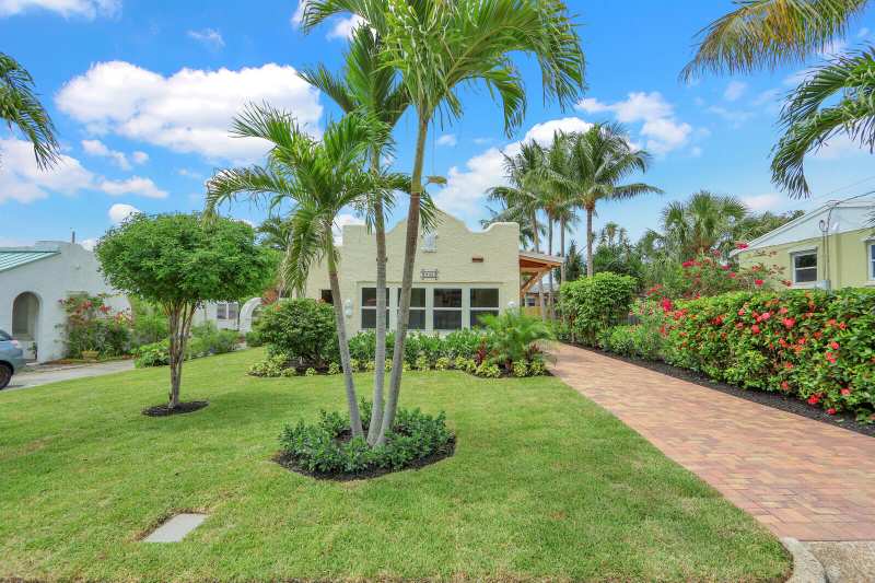 2 bedroom Single Family Residence at 842 Selkirk Street, Southwood Heights, West Palm Beach — photo 1