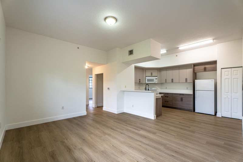 3 bedroom Condominium at 2801 Riverside Drive #301-s, Riverside Villas At, Coral Springs — photo 1