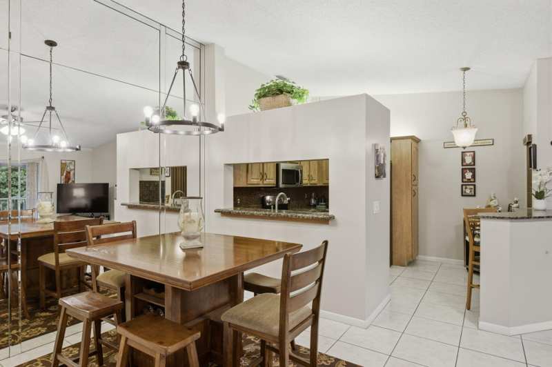 2 bedroom Condominium at 13811 Oneida Drive #F2, Pine Ridge At Delray Beach Condo, Delray Beach — photo 1