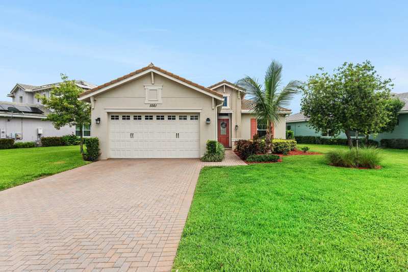 3 bedroom Single Family Residence at 5921 Switchgrass Lane, Hammocks Of Westlake, The Acreage — photo 1
