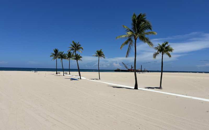 2 bedroom Stock Cooperative at 1750 S Ocean Lane #219, Lago Mar Place Co-Op, Fort Lauderdale — photo 1