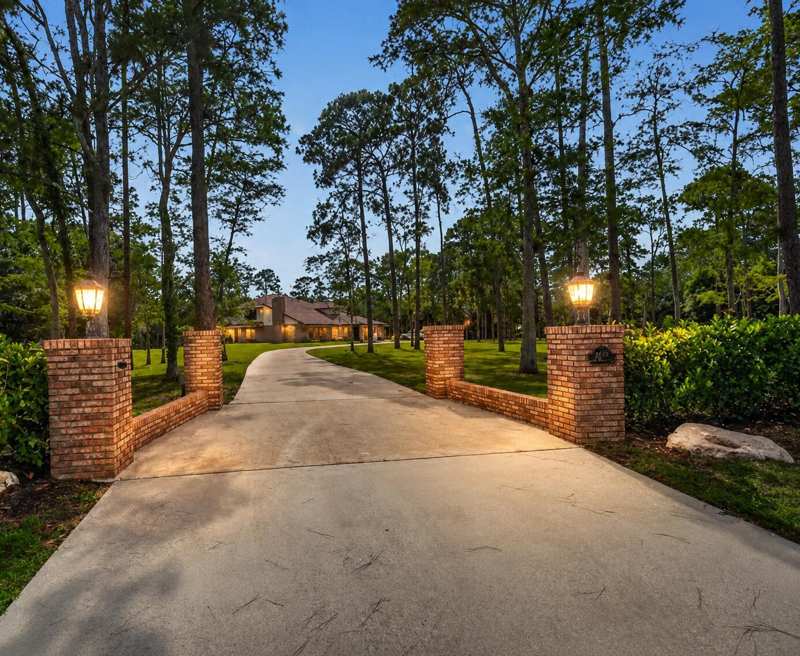 5 bedroom Single Family Residence at 14780 Draft Horse Lane, Paddock Park 2 Of Wellington, Wellington — photo 1