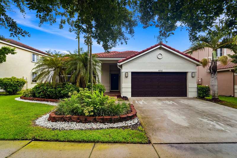 4 bedroom Single Family Residence at 970 Tulip Circle, Sector 2-Parcels 17 18 19 & 20, Weston — photo 1