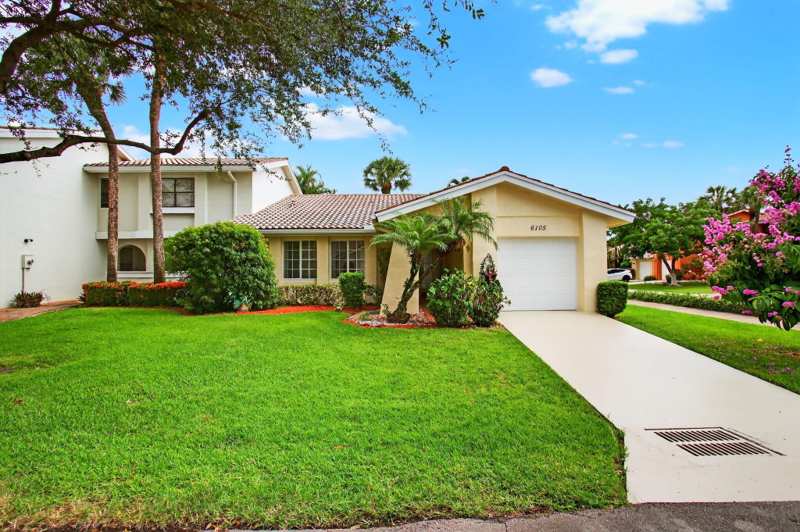3 bedroom Villa at 6105 Via Laguna Lane, Estada Of Los Paseos, Boca Raton — photo 1