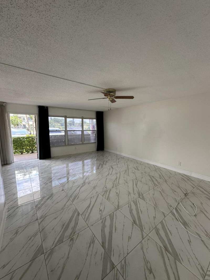 2 bedroom Condominium at 103 Greenbrier C, Greenbrier Condo, West Palm Beach — photo 1