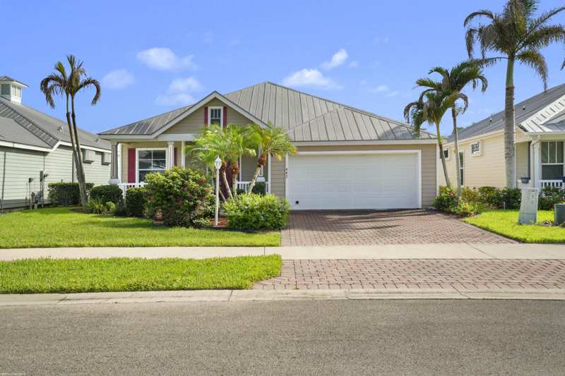 4 bedroom Single Family Residence at 442 NE Leaping Frog Way, River Place On The St Lucie No 3, Port St. Lucie — photo 1