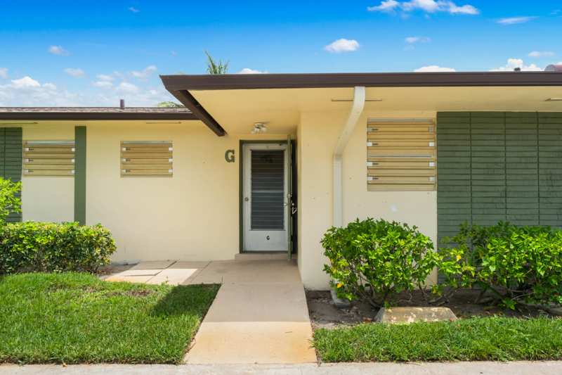 1 bedroom Villa at 2915 Crosley Drive #G, Cresthaven Villas Condo 20, West Palm Beach — photo 1