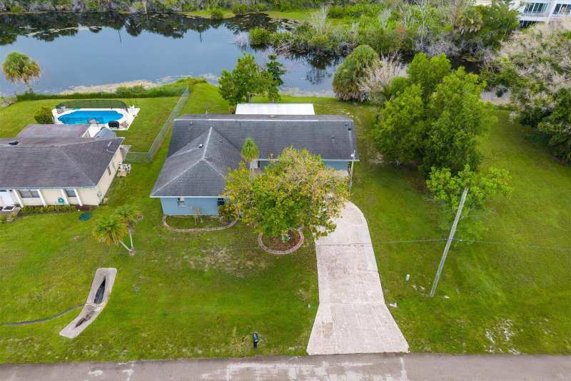 3 bedroom Single Family Residence at 2550 SE Hemsing Street, Port St Lucie Section 18 — photo 1