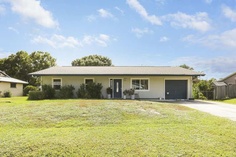 4 bedroom Single Family Residence at 5601 Palm Drive, Indian River Estates Unit 8, Fort Pierce — photo 1