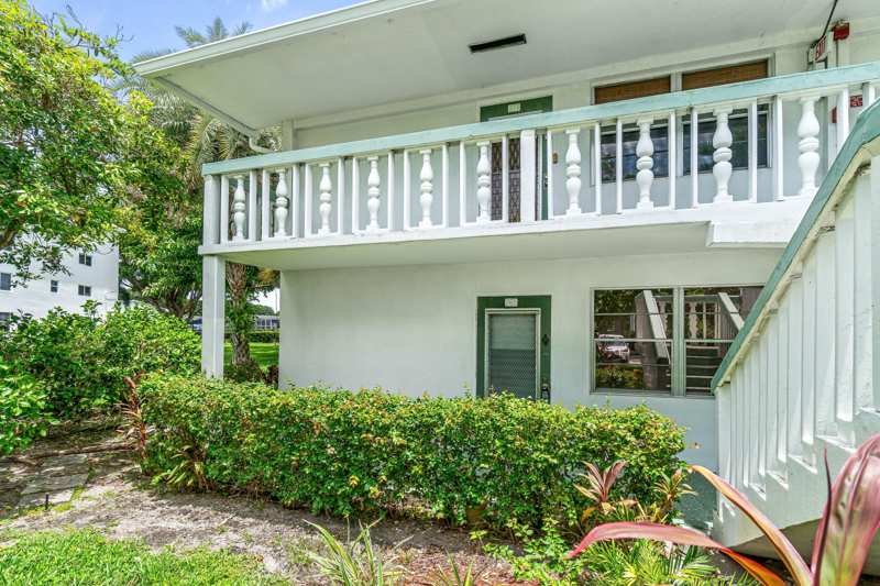 2 bedroom Condominium at 265 Newport R Drive #R, Century Village, Deerfield Beach — photo 1
