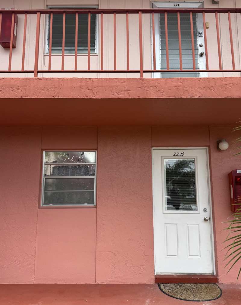 2 bedroom Condominium at 22 Golfs Edge #B, Golfs Edge Condos A Thru G, West Palm Beach — photo 1