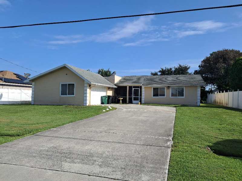 3 bedroom Single Family Residence at 441 SW Todd Avenue, Port St Lucie Section 4, Port St. Lucie — photo 1