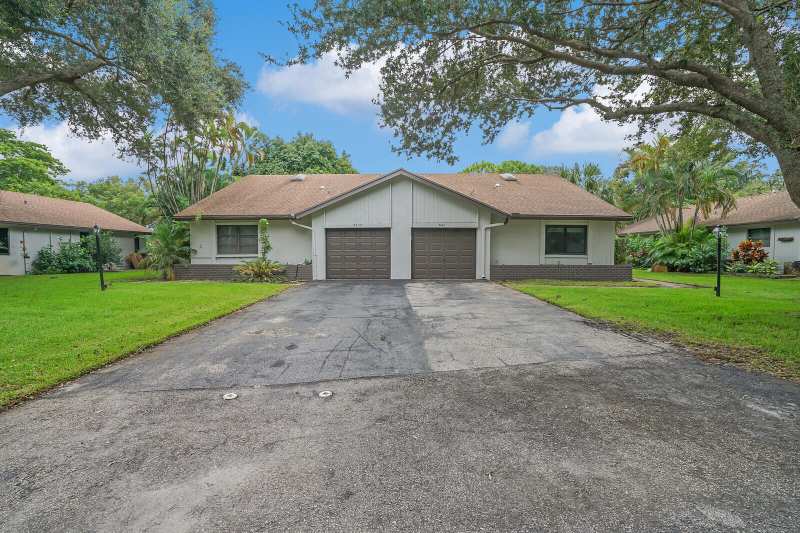 2 bedroom Villa at 3680 Arelia Drive, Shadywoods Ph One, Delray Beach — photo 1