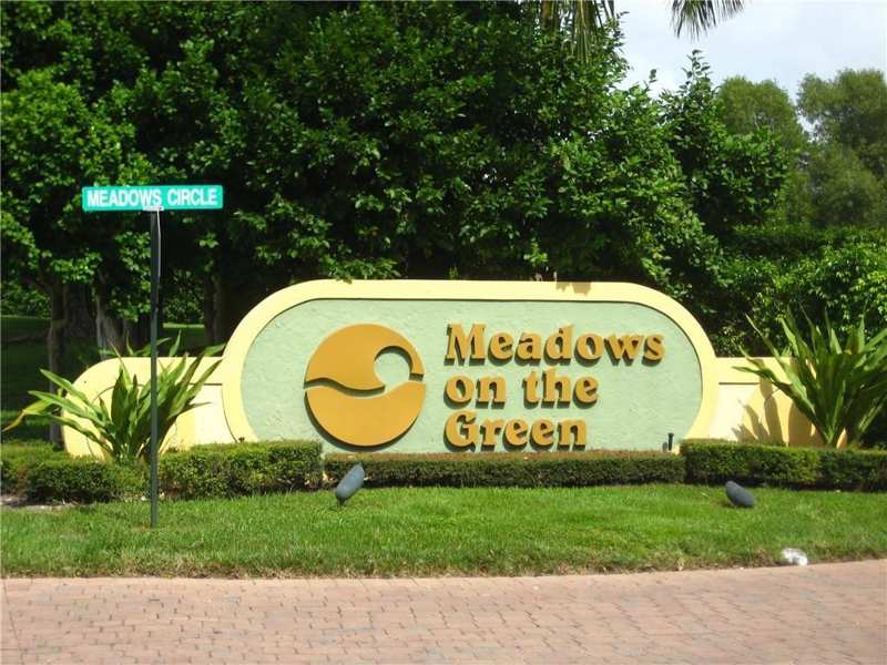 2 bedroom Condominium at 401 Meadows Circle, Meadows On The Green Condo, Boynton Beach — photo 1