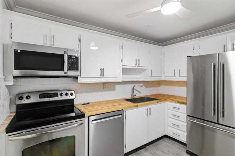 2 bedroom Condominium at 6301 N University Drive #206, Concord Village Condominium IV, Tamarac — photo 1
