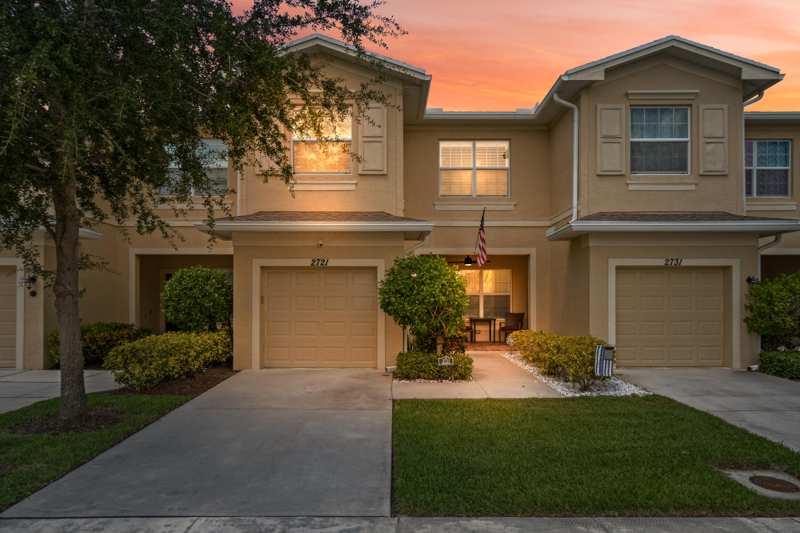 3 bedroom Townhouse at 2721 NW Treviso Circle, Vizcaya Falls, Port St. Lucie — photo 1