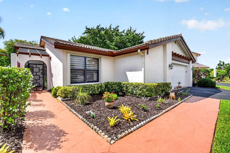 2 bedroom Single Family Residence at 5791 Lakeview Mews Place, Villas Of Green Glen Ii-B, Boynton Beach — photo 1