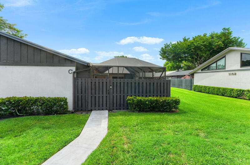3 bedroom Villa at 1158 Summit Trail Circle #C, Summit Pines Unit , West Palm Beach — photo 1
