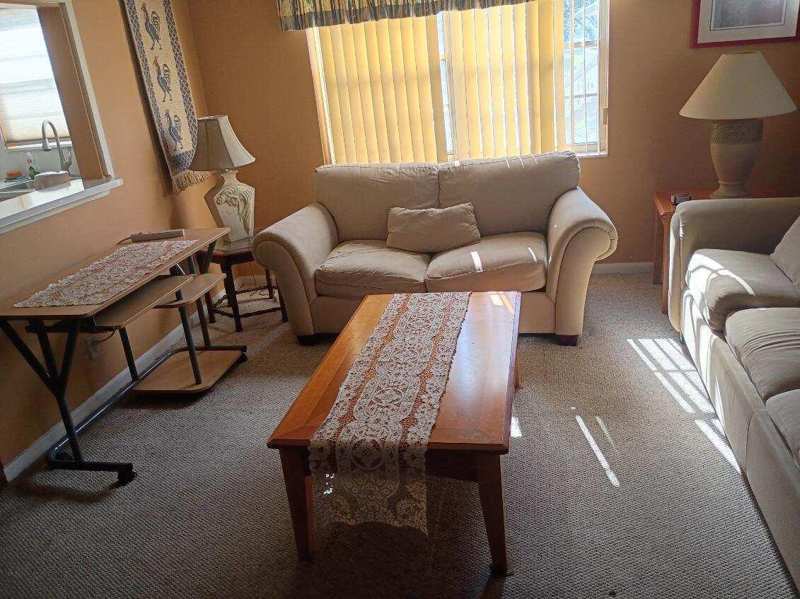 1 bedroom Condominium at 322 Windsor, Century Village - Windsor Condos, West Palm Beach — photo 1