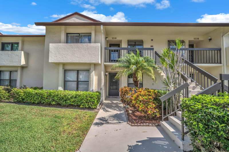 2 bedroom Condominium at 3318 Lucerne Park Drive, Lucerne Park Condos, Greenacres — photo 1