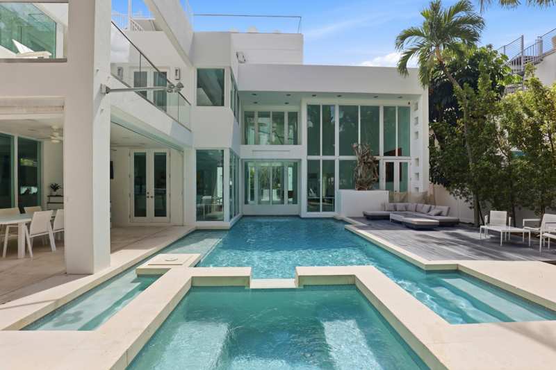 5 bedroom Single Family Residence at 3017 N Atlantic Boulevard, Lauderdale Beach, Fort Lauderdale — photo 1