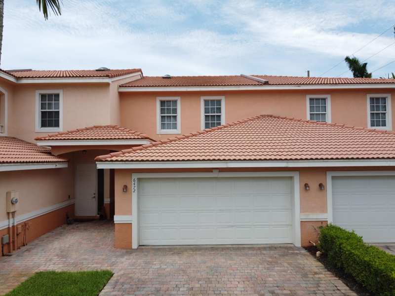 3 bedroom Townhouse at 6472 Azura Lake Road, Azura Townhouses, Lake Worth — photo 1