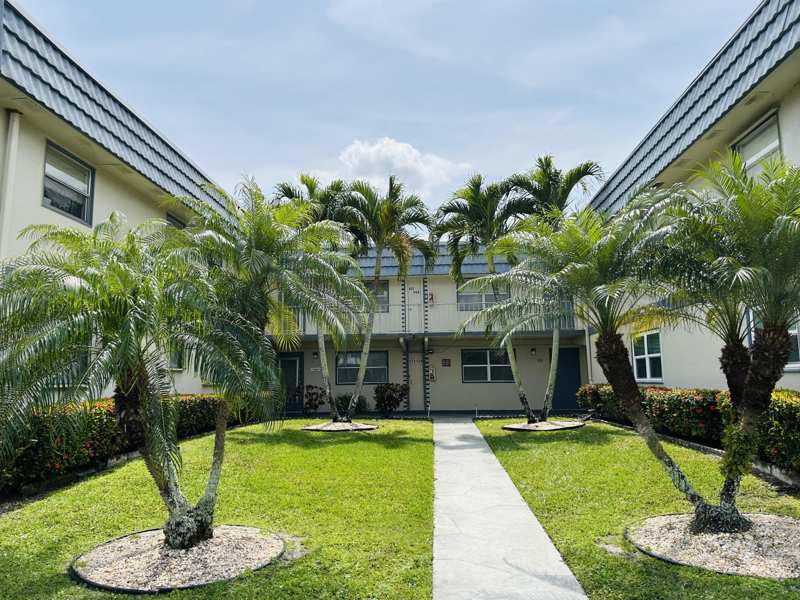 2 bedroom Condominium at 536 Brittany L, Kings Point Brittany Condos, Delray Beach — photo 1