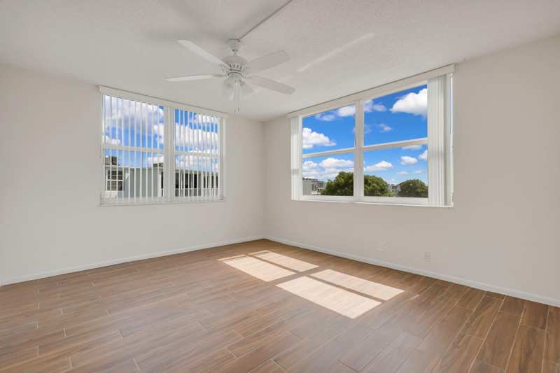 2 bedroom Condominium at 1650 NW 80th Avenue #401, 5 Of Palm Springs 2 Condo, Margate — photo 1