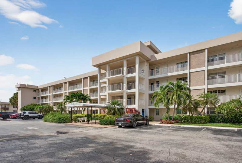 2 bedroom Condominium at 2651 S Palm Aire Drive #302, No 27 Palm-Aire Country Club, Pompano Beach — photo 1