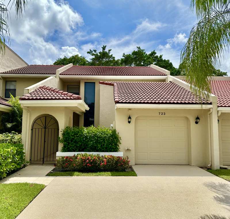 2 bedroom Townhouse at 723 Windermere Way, PGA Resort Community Pl Of Windermere Unit 1, Palm Beach Gardens — photo 1