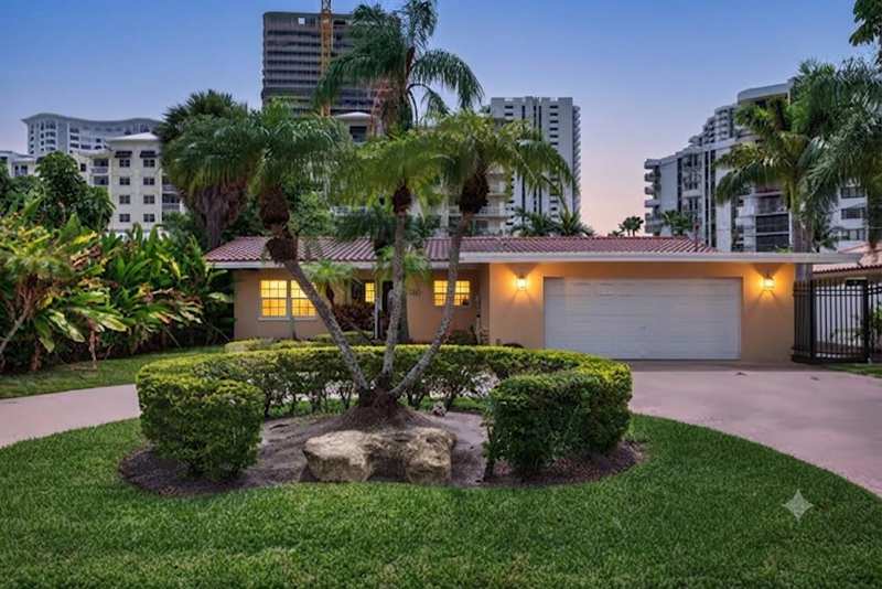 3 bedroom Single Family Residence at 1390 E Terra Mar Drive, Terra Mar Island Estates, Pompano Beach — photo 1